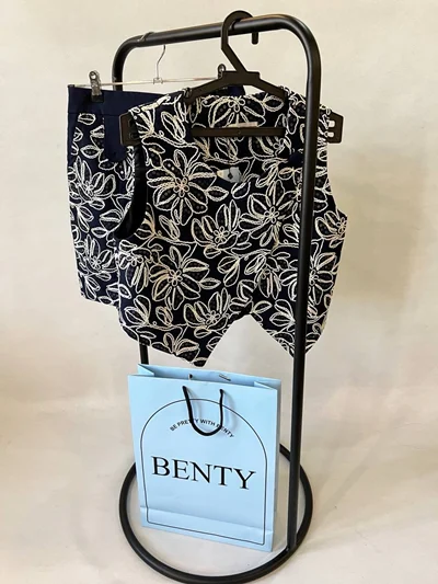 ست وست و شلوارک